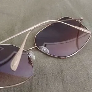 Oliver Peoples | Accessories | Oliver Peoples Size 666 Rose  display picture 3